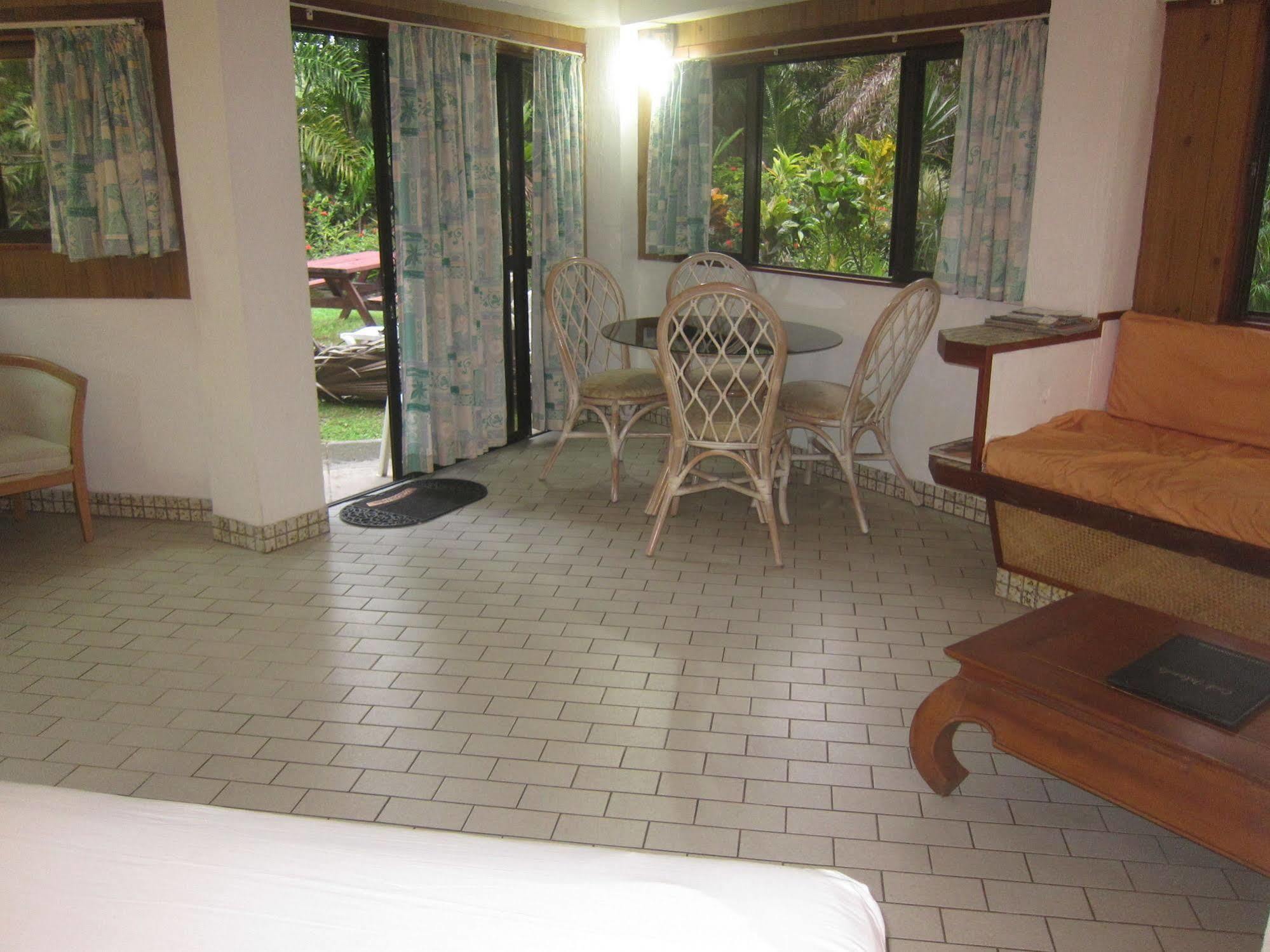 Raina Holiday Accommodation Rarotonga Exterior photo